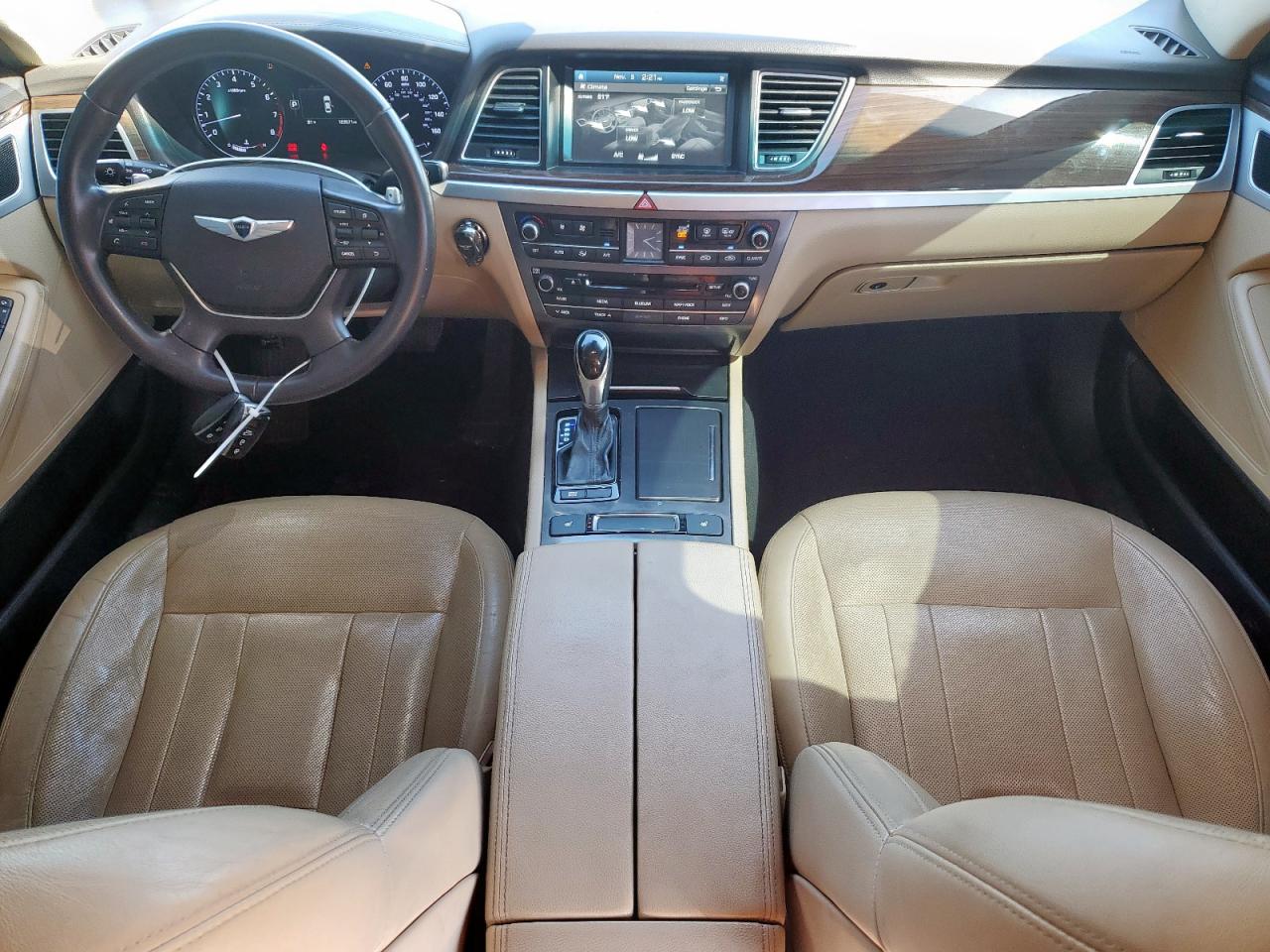 2015 Hyundai Genesis 3.8L VIN: KMHGN4JE7FU015349 Lot: 91391675