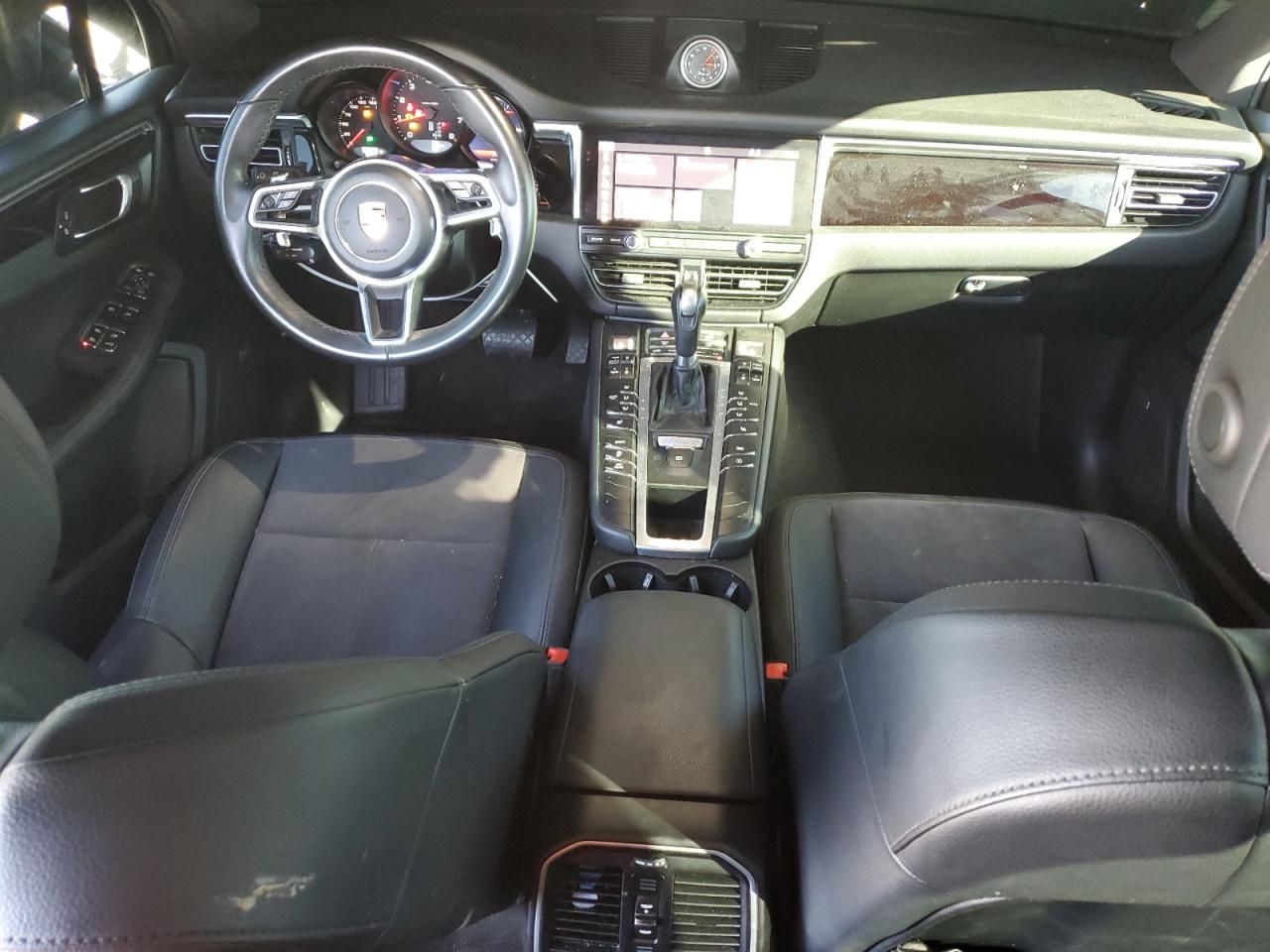 2019 Porsche Macan VIN: WP1AA2A55KLB03342 Lot: 93757295