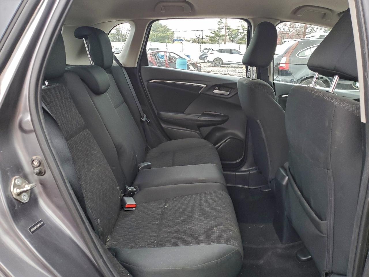 2017 Honda Fit Lx VIN: 3HGGK5H52HM706144 Lot: 93636805