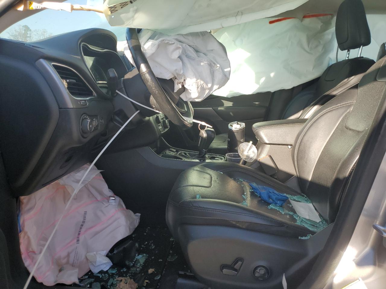 2019 Jeep Cherokee Limited VIN: 1C4PJLDB5KD144003 Lot: 92847715