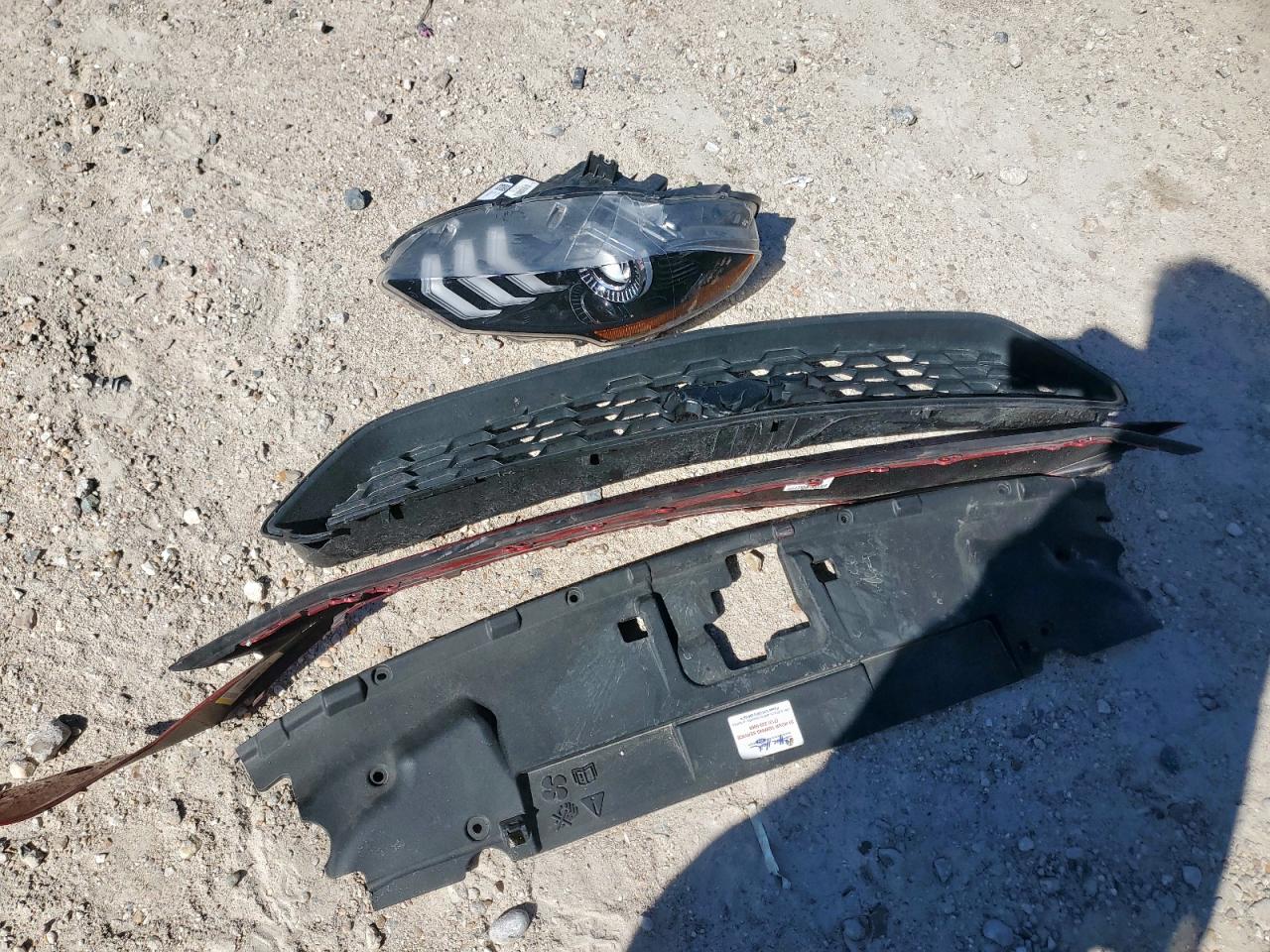 2020 Ford Mustang VIN: 1FA6P8THXL5182230 Lot: 90401835