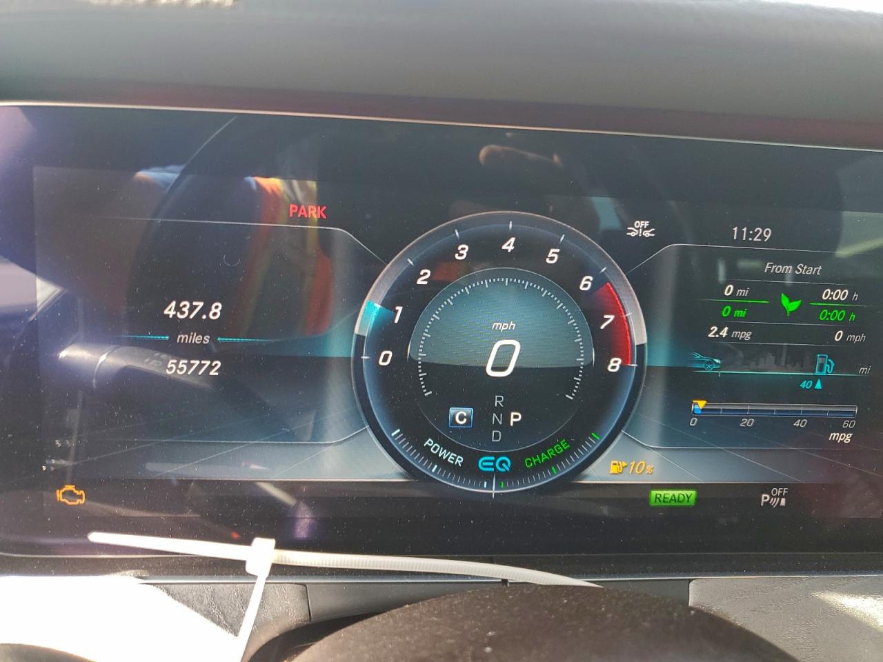 Фото: WDD2J5JB9LA052847