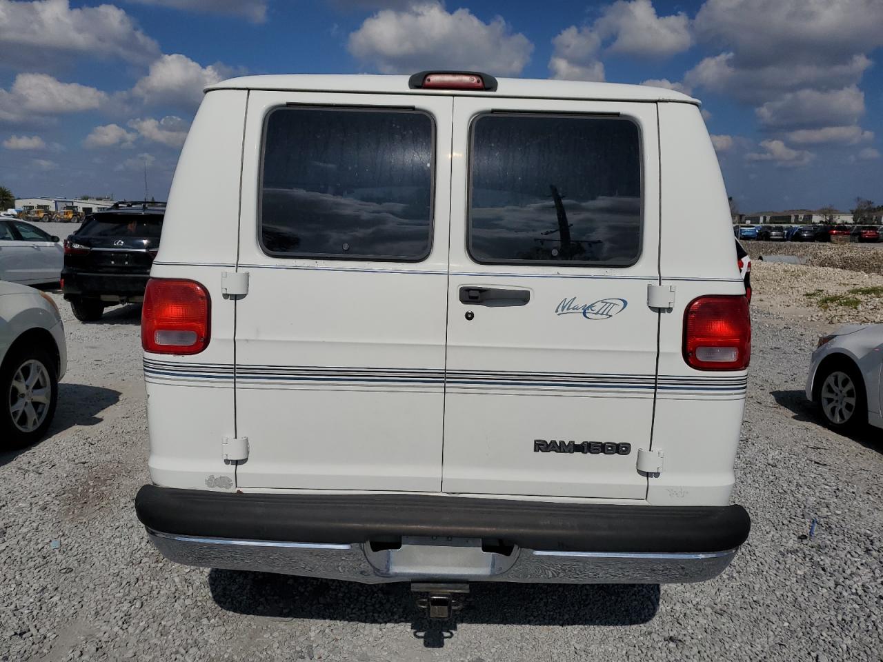 2000 Dodge Ram Van B1500 VIN: 2B6HB11X4YK114497 Lot: 69620955