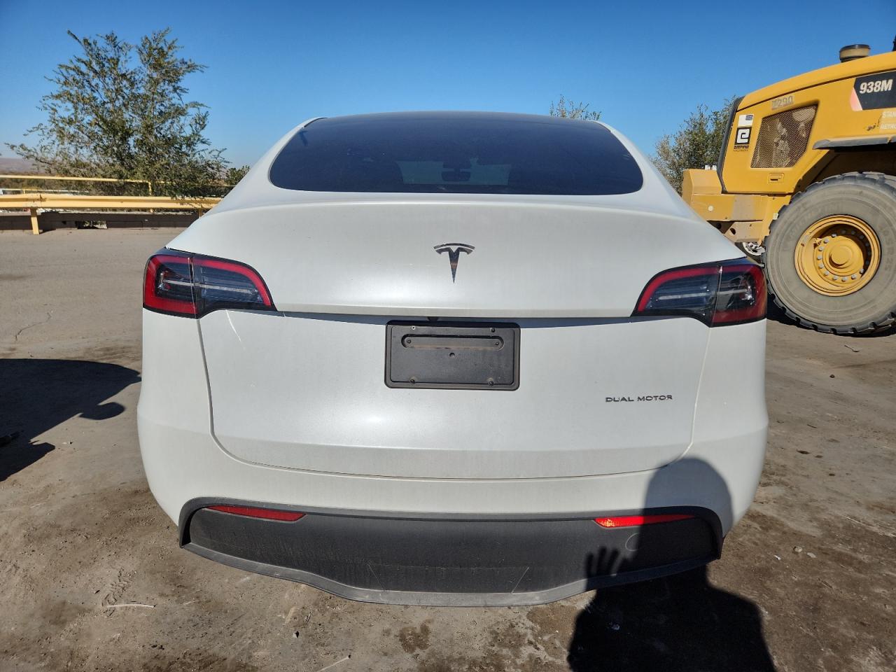 2023 Tesla Model Y VIN: 7SAYGDEE2PA121201 Lot: 92003815