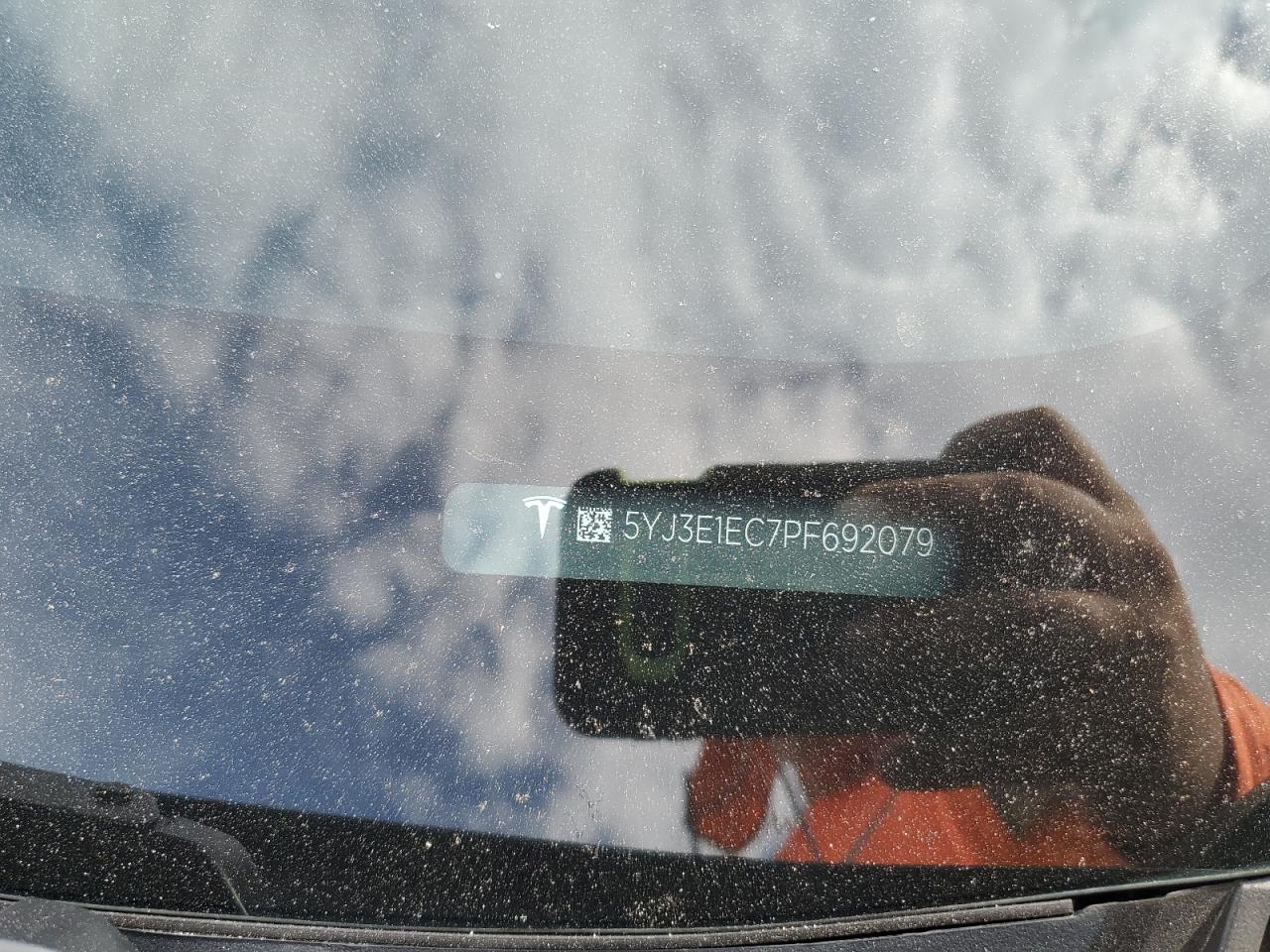 2023 Tesla Model 3 VIN: 5YJ3E1EC7PF692079 Lot: 90976415