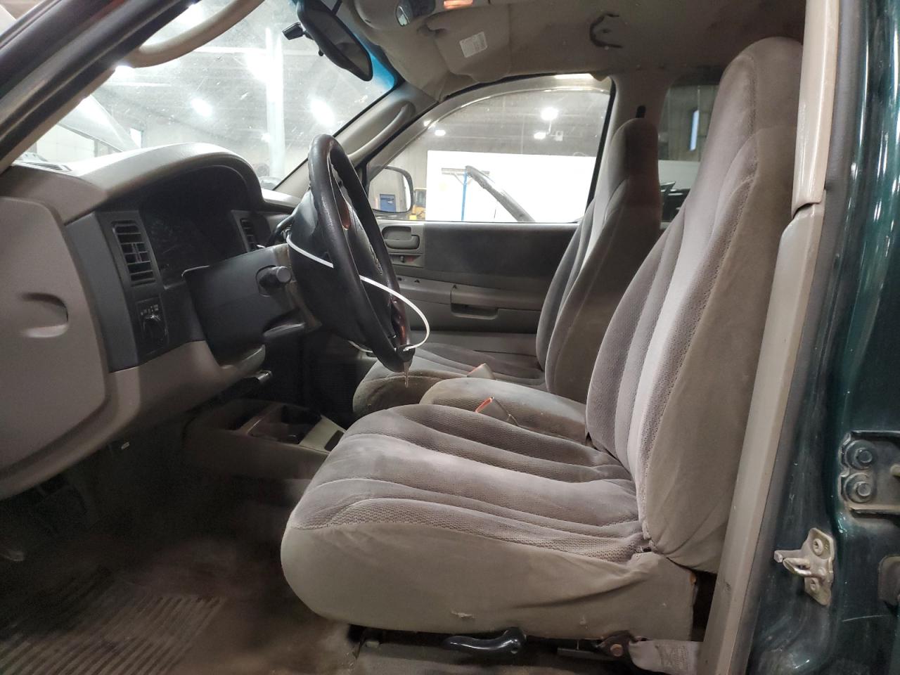 2002 Dodge Dakota Quad Slt VIN: 1B7HG48N52S661939 Lot: 93981285