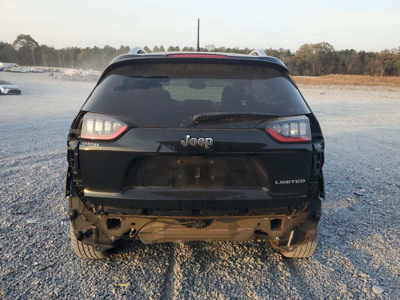 2019 Jeep Cherokee Limited VIN: 1C4PJLDB4KD143280 Lot: 92893475