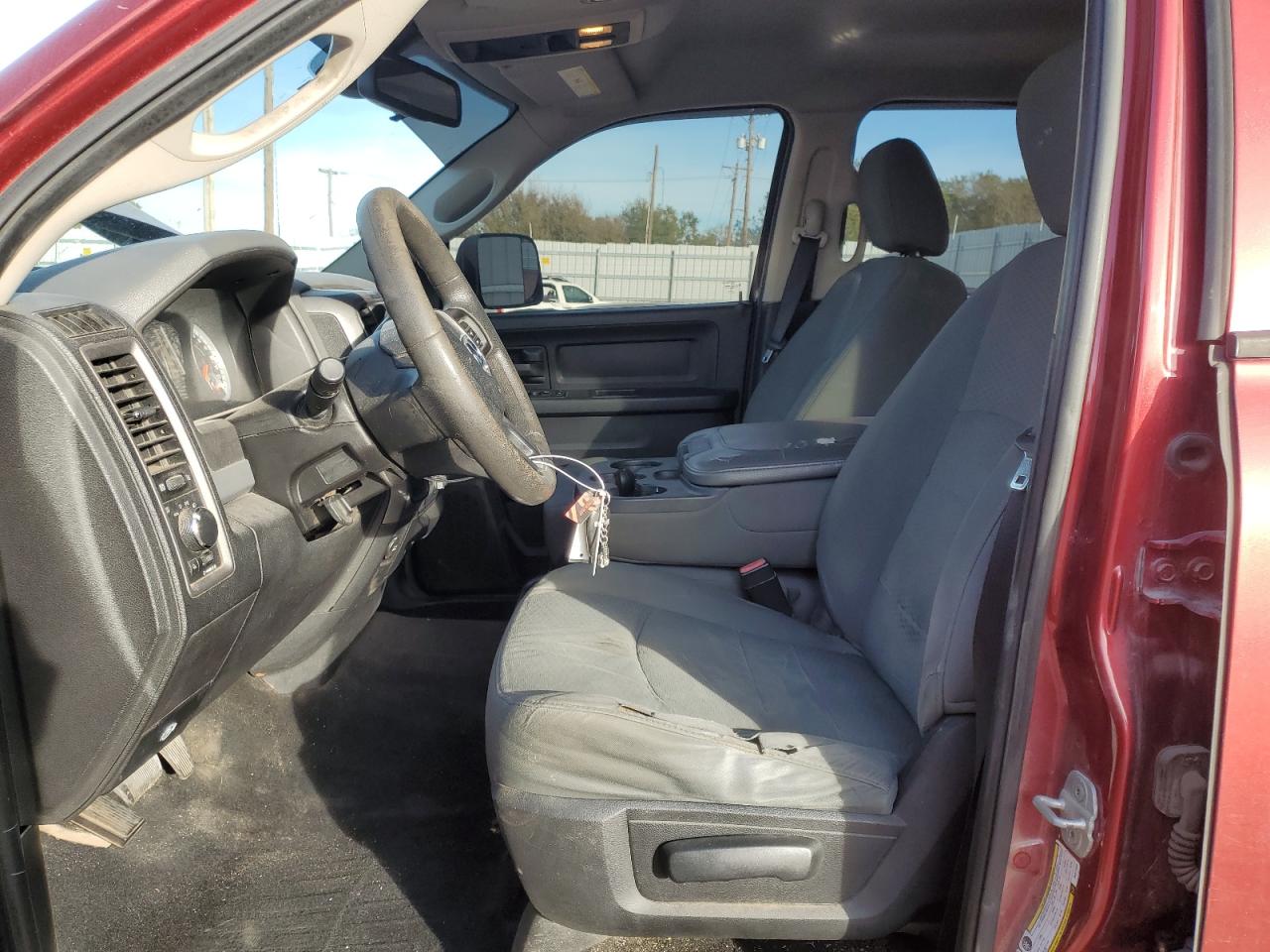 2013 Ram 2500 St VIN: 3C6TR5CT8DG572349 Lot: 92036845