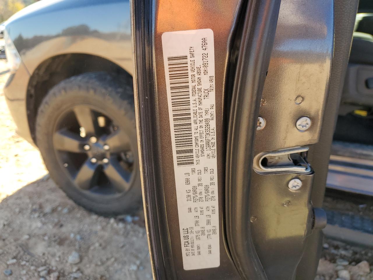 2019 Ram 1500 Classic Tradesman VIN: 1C6RR6FT3KS528499 Lot: 92590435