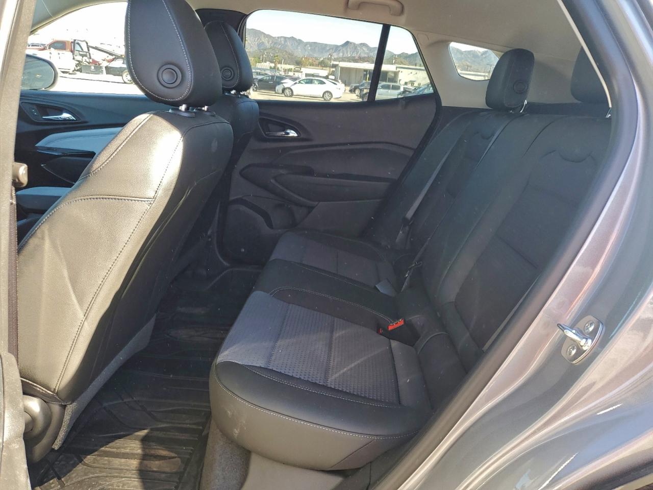 2025 Chevrolet Trax 1Lt VIN: KL77LHEP7SC064562 Lot: 93966975