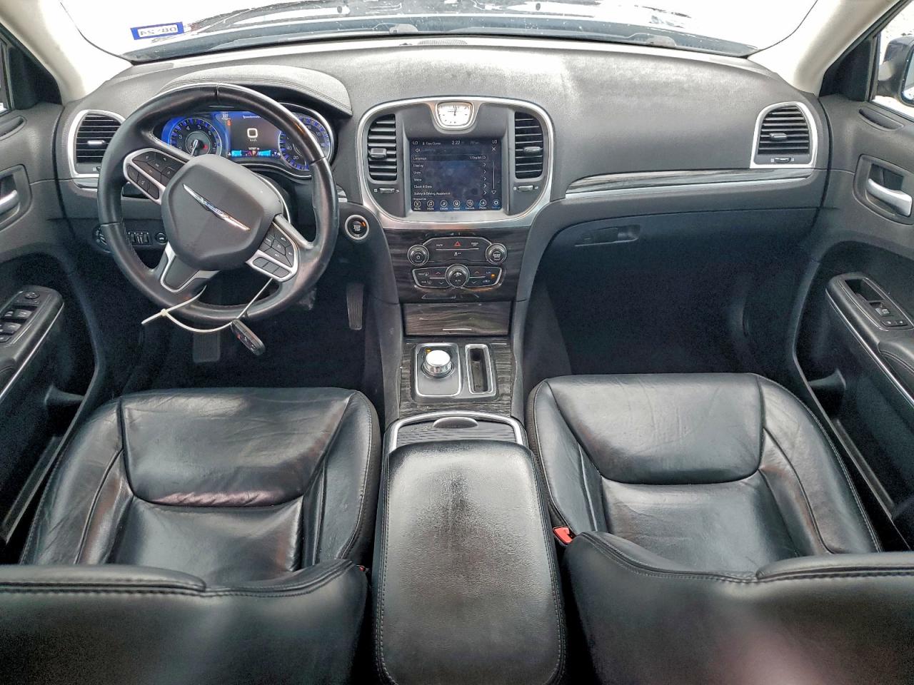 2017 Chrysler 300 Limited VIN: 2C3CCARG8HH617944 Lot: 93768555