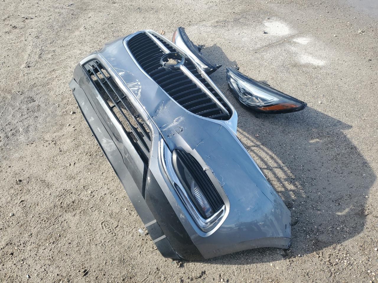 2019 Buick Enclave Essence VIN: 5GAERBKW1KJ235157 Lot: 92075125