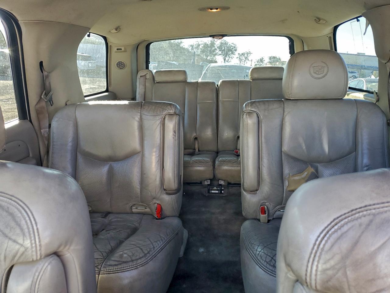 2004 Cadillac Escalade Luxury VIN: 1GYEK63N94R243201 Lot: 94272625