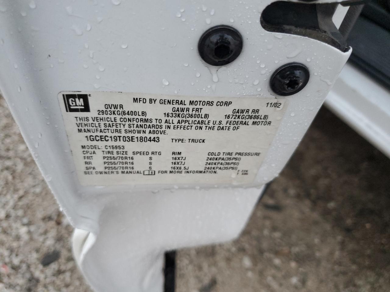 2003 Chevrolet Silverado C1500 VIN: 1GCEC19T03E180443 Lot: 92724505