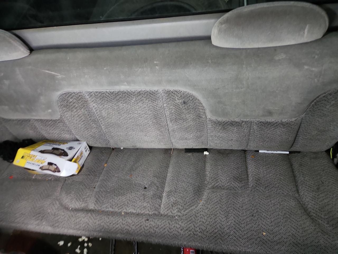 1998 Chevrolet Gmt-400 K1500 VIN: 2GCEK19R5W1279823 Lot: 93098005