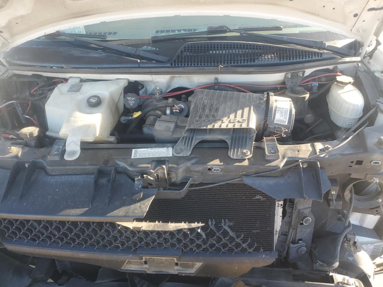 2004 Chevrolet Express Delivery Van VIN: 1GCGG25V941203852 Lot: 92194215