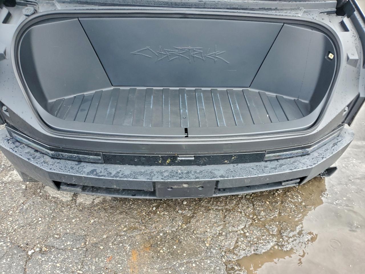2025 Tesla Cybertruck VIN: 7G2CEHED8SA072474 Lot: 93133545