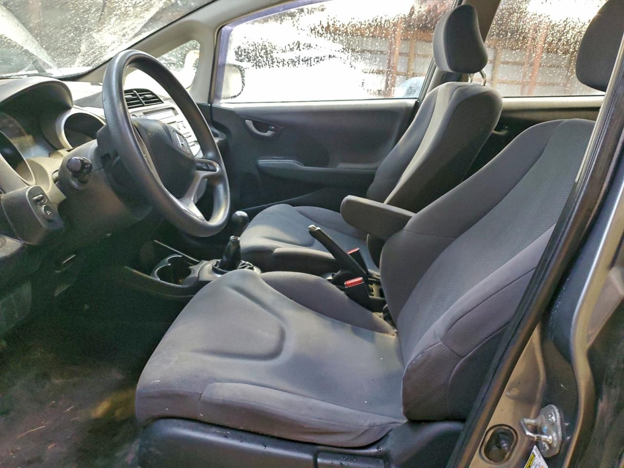 2013 Honda Fit Lx VIN: LUCGE8G58D3008282 Lot: 93811915