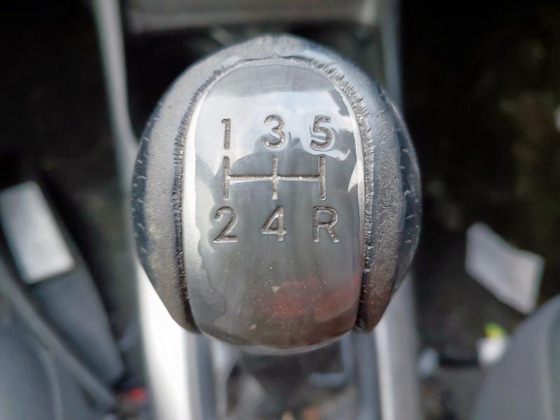 2004 TOYOTA RAV 4 2.0 D-4D XT3 5DR