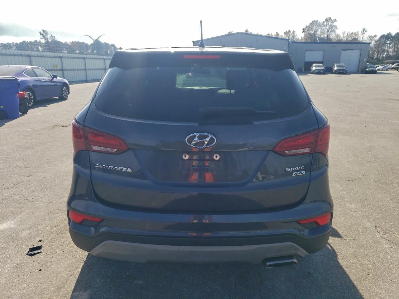 2018 Hyundai Santa Fe Sport VIN: 5XYZTDLB4JG566127 Lot: 94388435