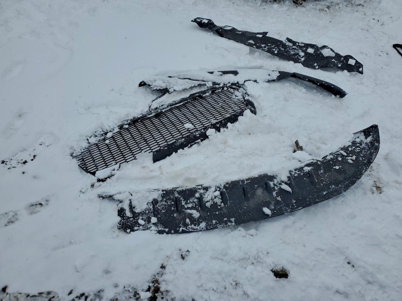 2015 Ram 1500 Laramie VIN: 1C6RR7NT4FS783949 Lot: 92881085