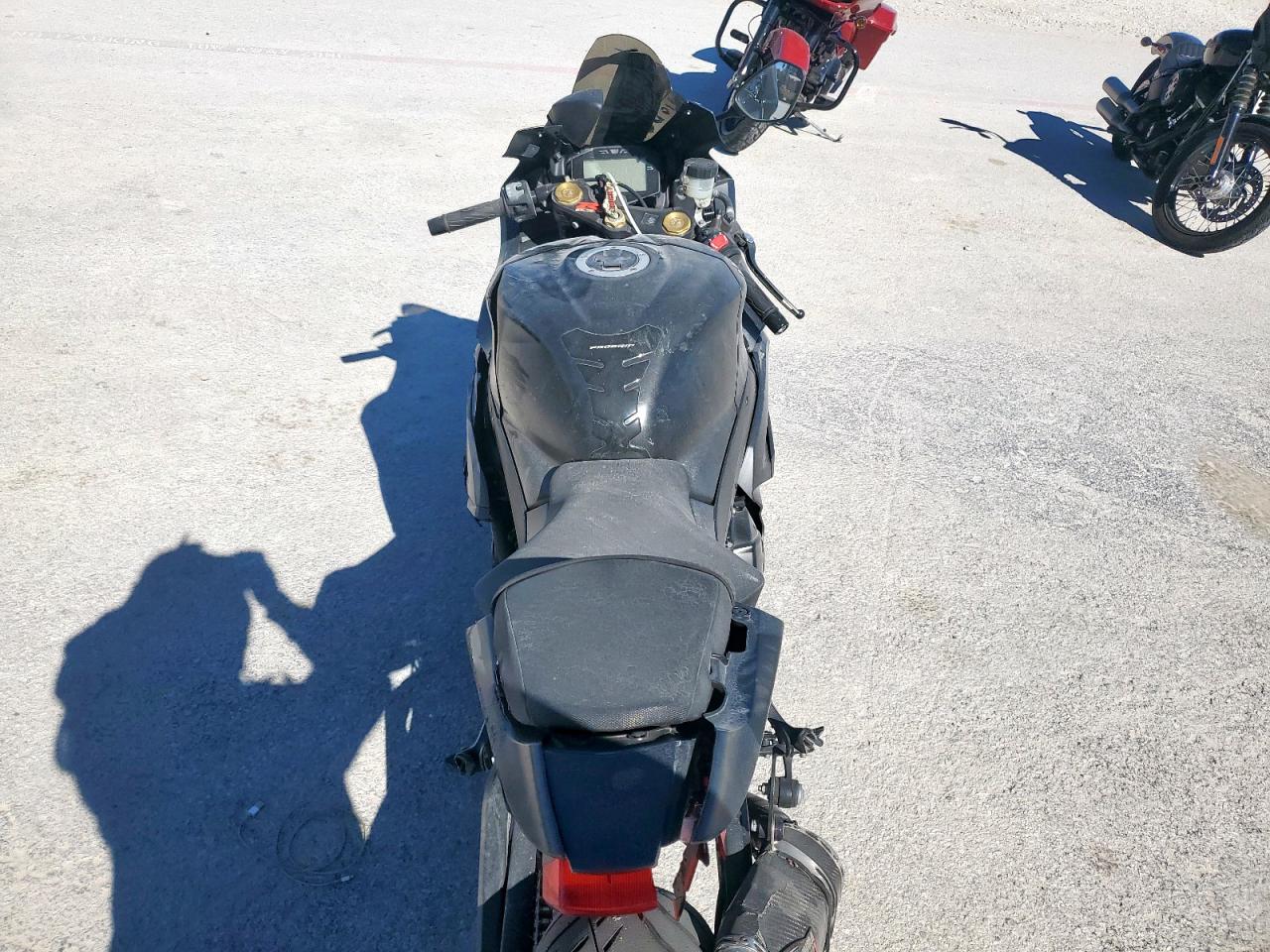 2018 Suzuki Gsx-R1000 VIN: JS1DM11BXJ2100344 Lot: 92220675