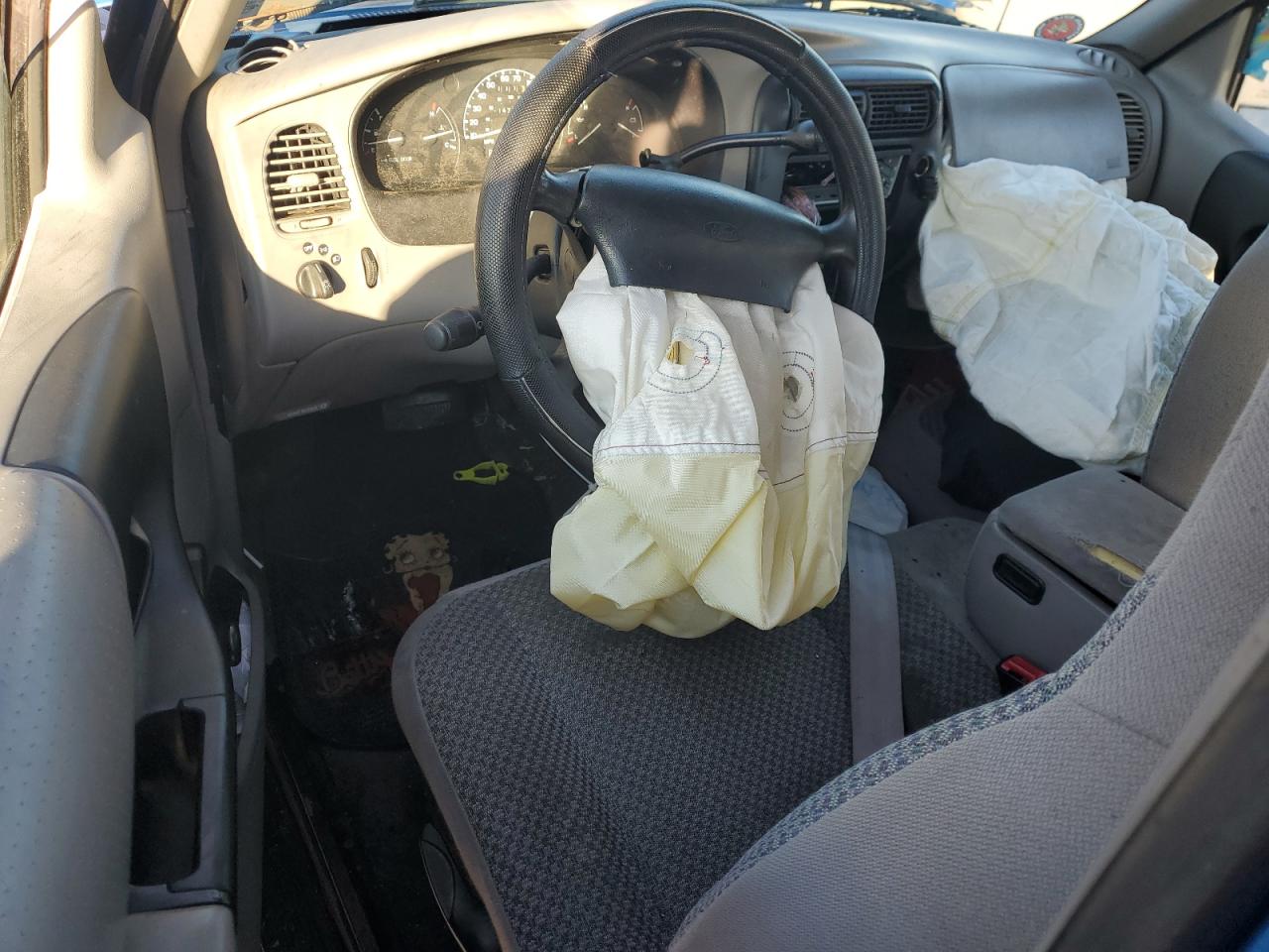 1999 Ford Ranger Super Cab VIN: 1FTYR14V8XTA91824 Lot: 92006865