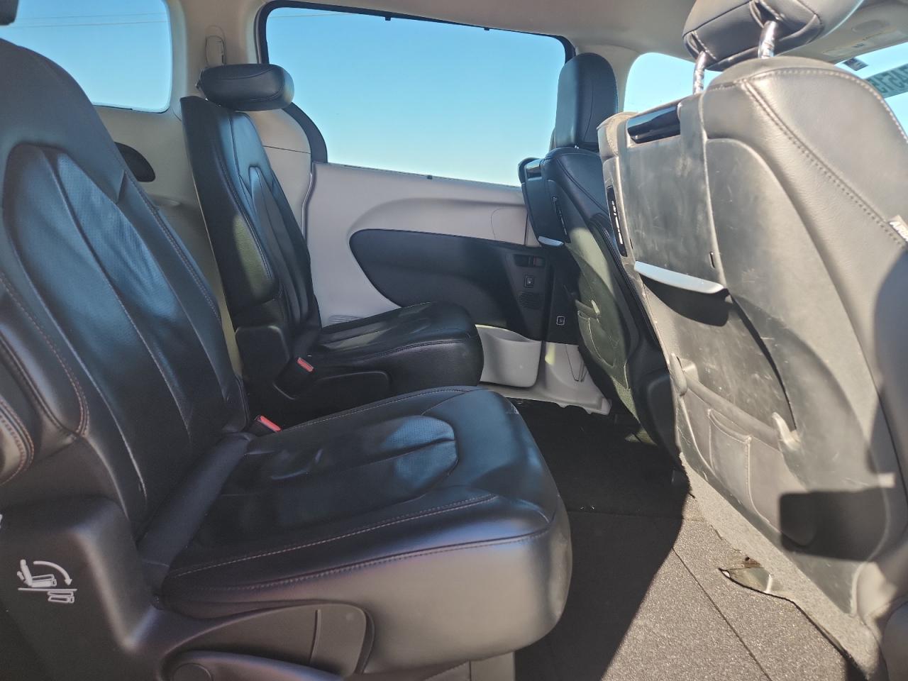 2018 Chrysler Pacifica Touring L Plus VIN: 2C4RC1EG2JR139550 Lot: 92074515