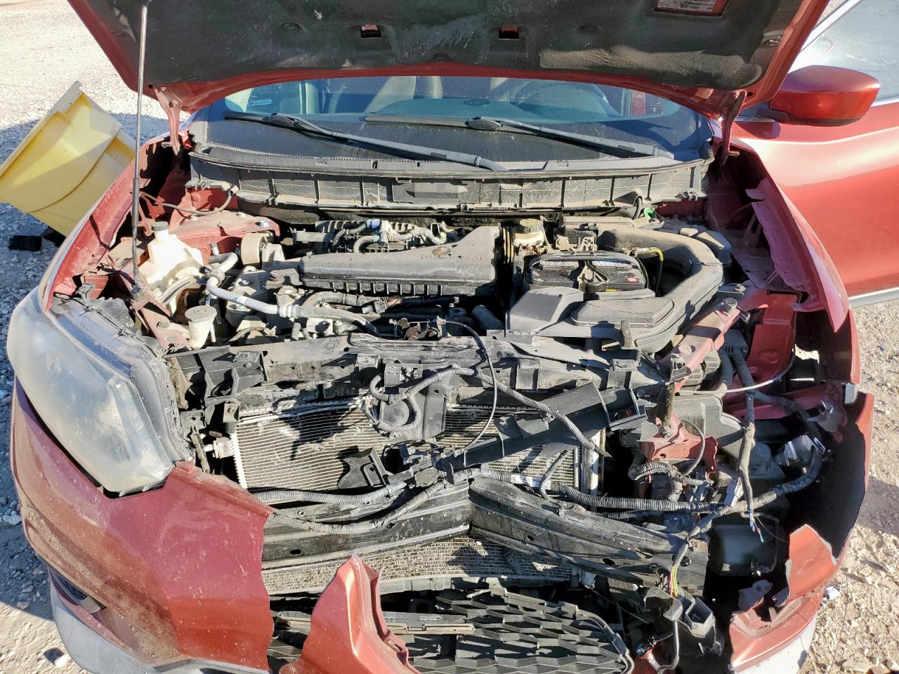 2016 Nissan Rogue S VIN: KNMAT2MT8GP670330 Lot: 92411105