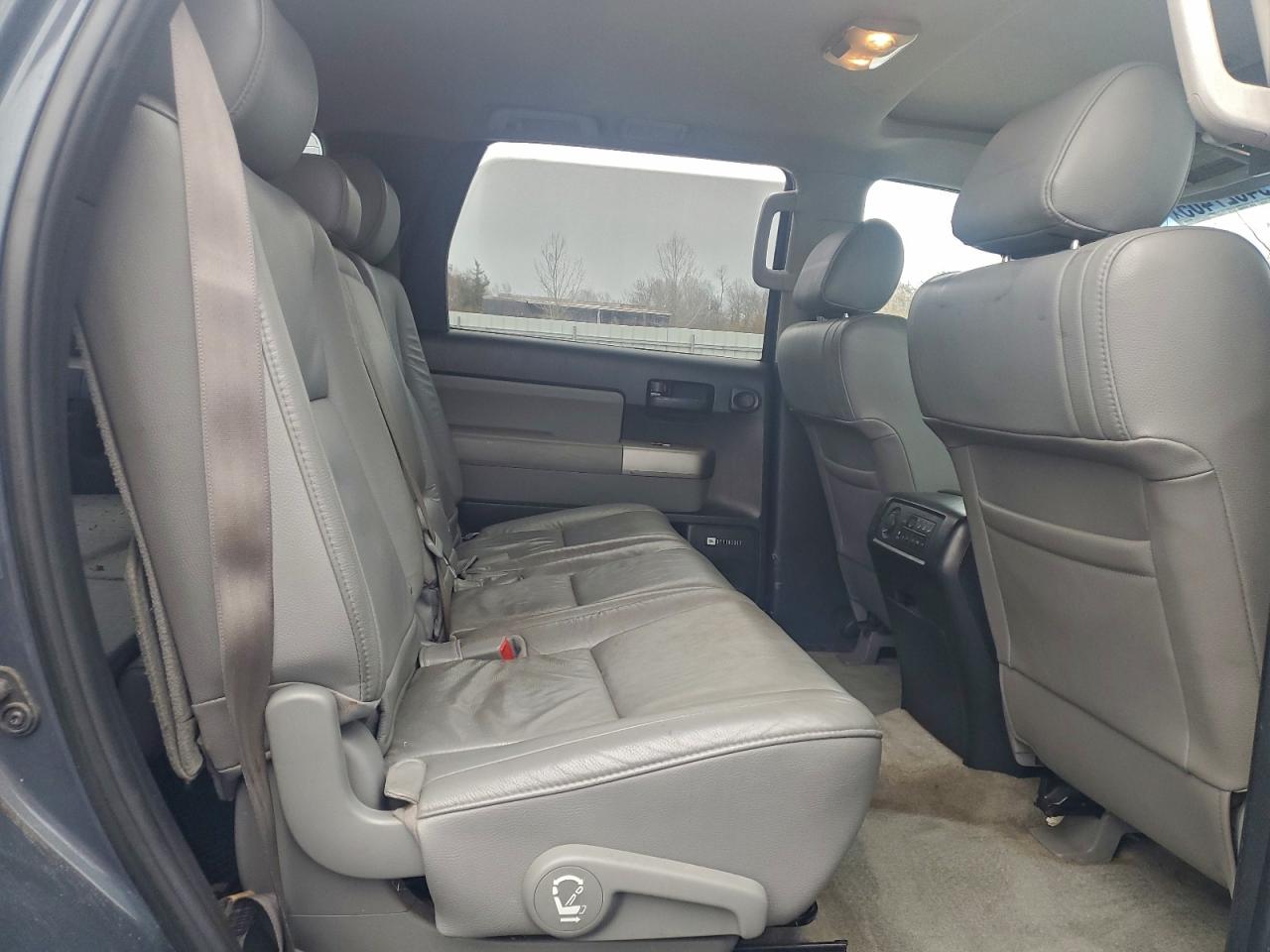 2008 Toyota Sequoia Sr5 VIN: 5TDBY64A88S011926 Lot: 94627465