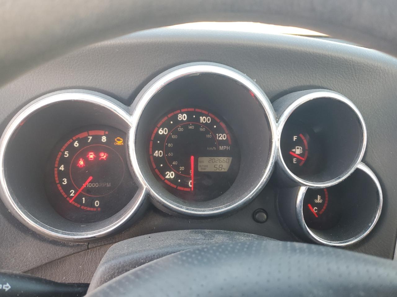 2008 Pontiac Vibe VIN: 5Y2SL65888Z400638 Lot: 84433595