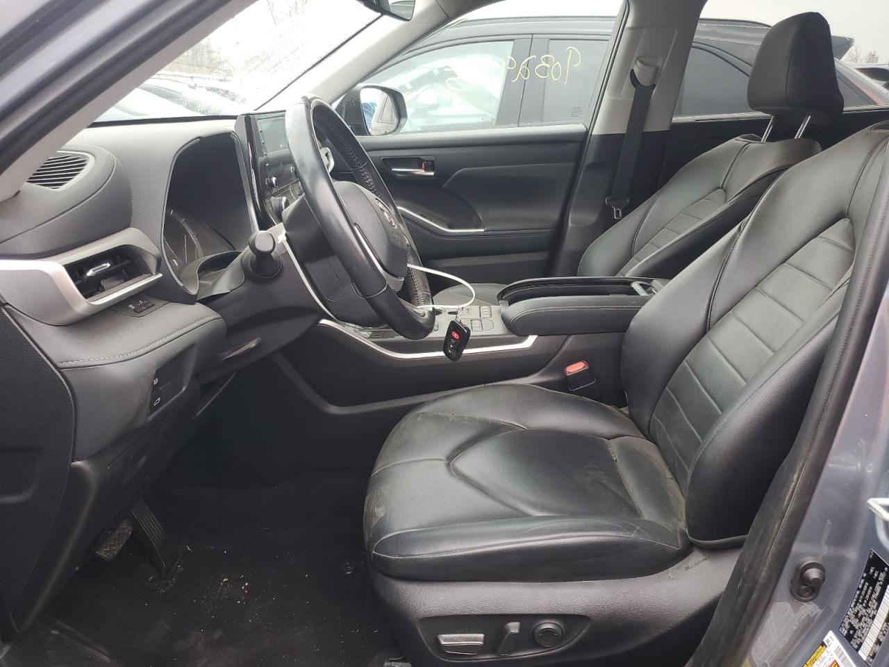 2022 Toyota Highlander Xle VIN: 5TDHZRBH4NS169507 Lot: 93029565