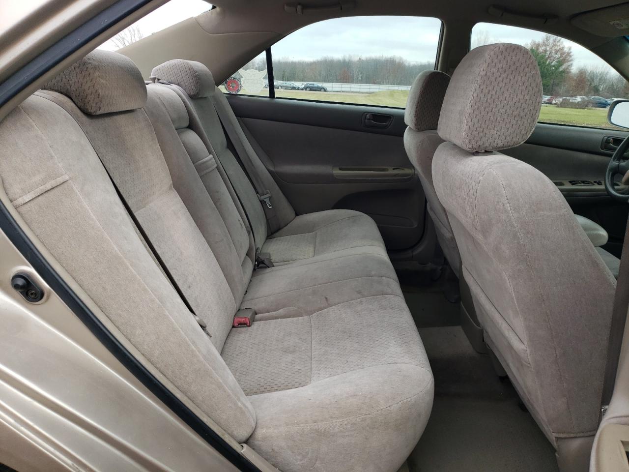 2002 Toyota Camry Le VIN: 4T1BE32K82U108223 Lot: 93597355