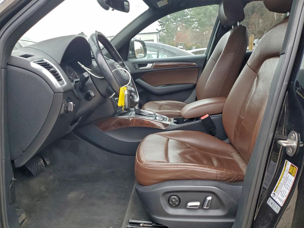 2017 Audi Q5 Premium VIN: WA1C2AFP9HA083848 Lot: 93610445