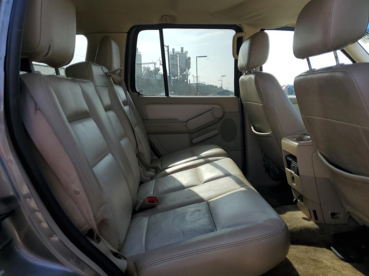 2007 Ford Explorer Xlt VIN: 1FMEU63E16UB71261 Lot: 91030105