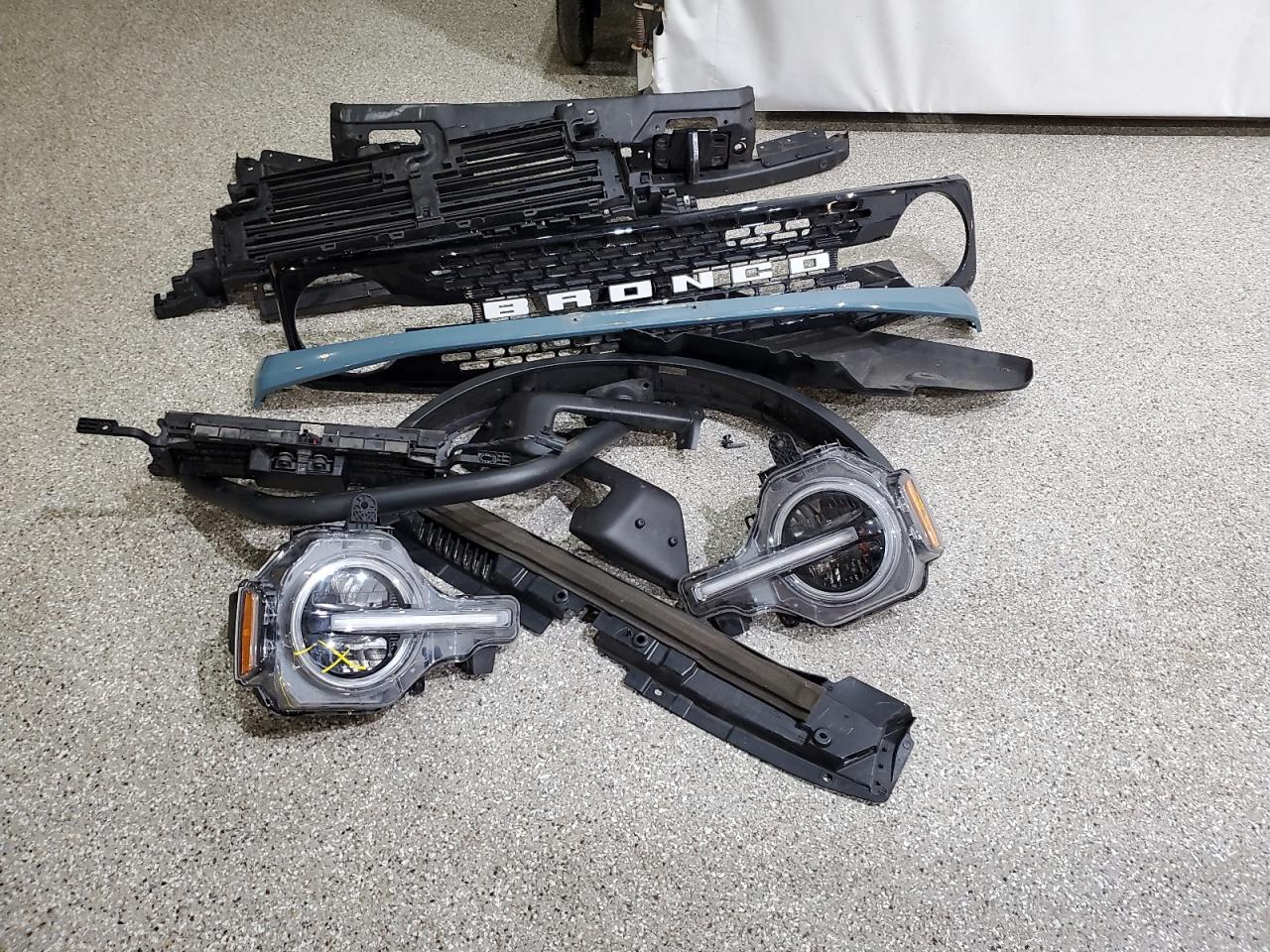 2022 Ford Bronco Base VIN: 1FMEE5DP4NLB69662 Lot: 91790545