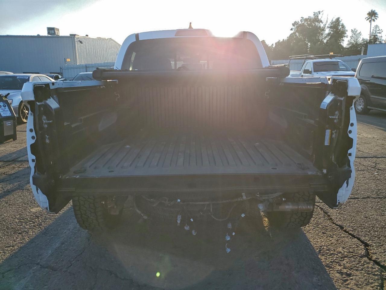 2020 Toyota Tacoma Double Cab VIN: 5TFCZ5AN4LX218738 Lot: 94368905