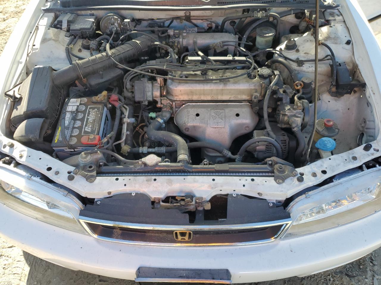 1996 Honda Accord Lx VIN: 1HGCD5633TA214819 Lot: 92358995