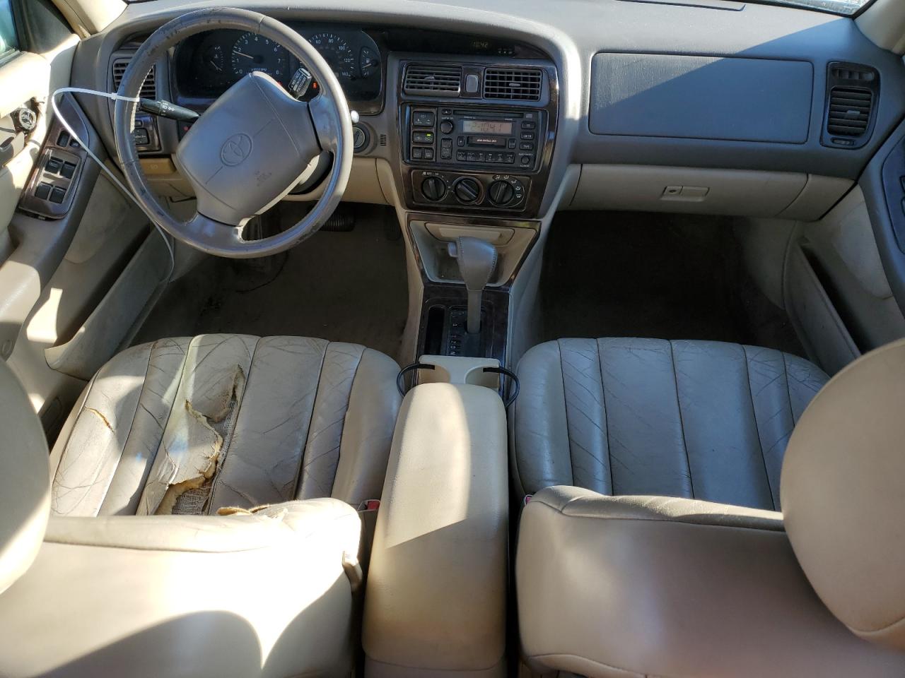 1999 Toyota Avalon Xl VIN: 4T1BF18B4XU337773 Lot: 92808645