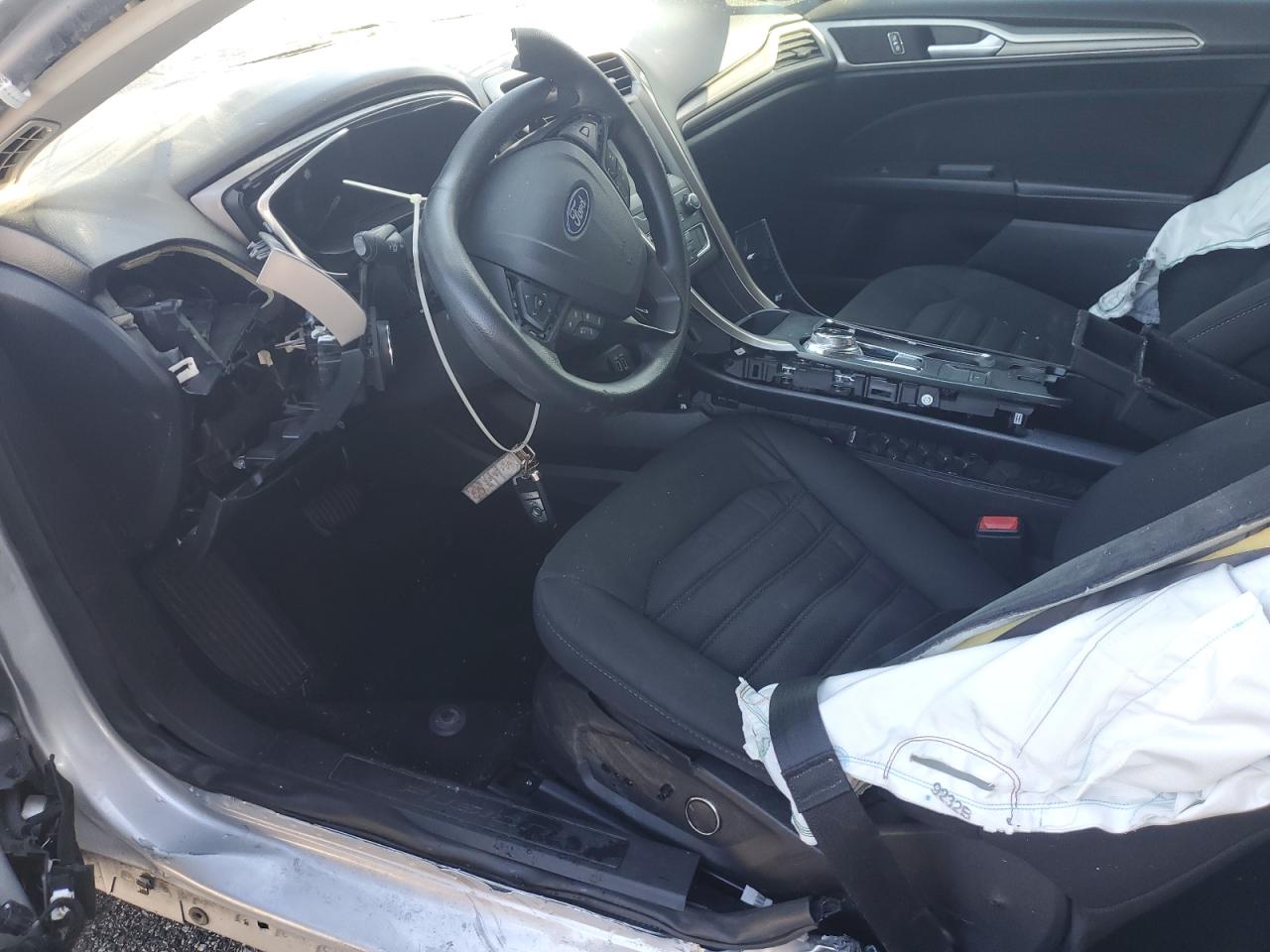 2019 Ford Fusion Se VIN: 3FA6P0HD1KR162046 Lot: 92331505