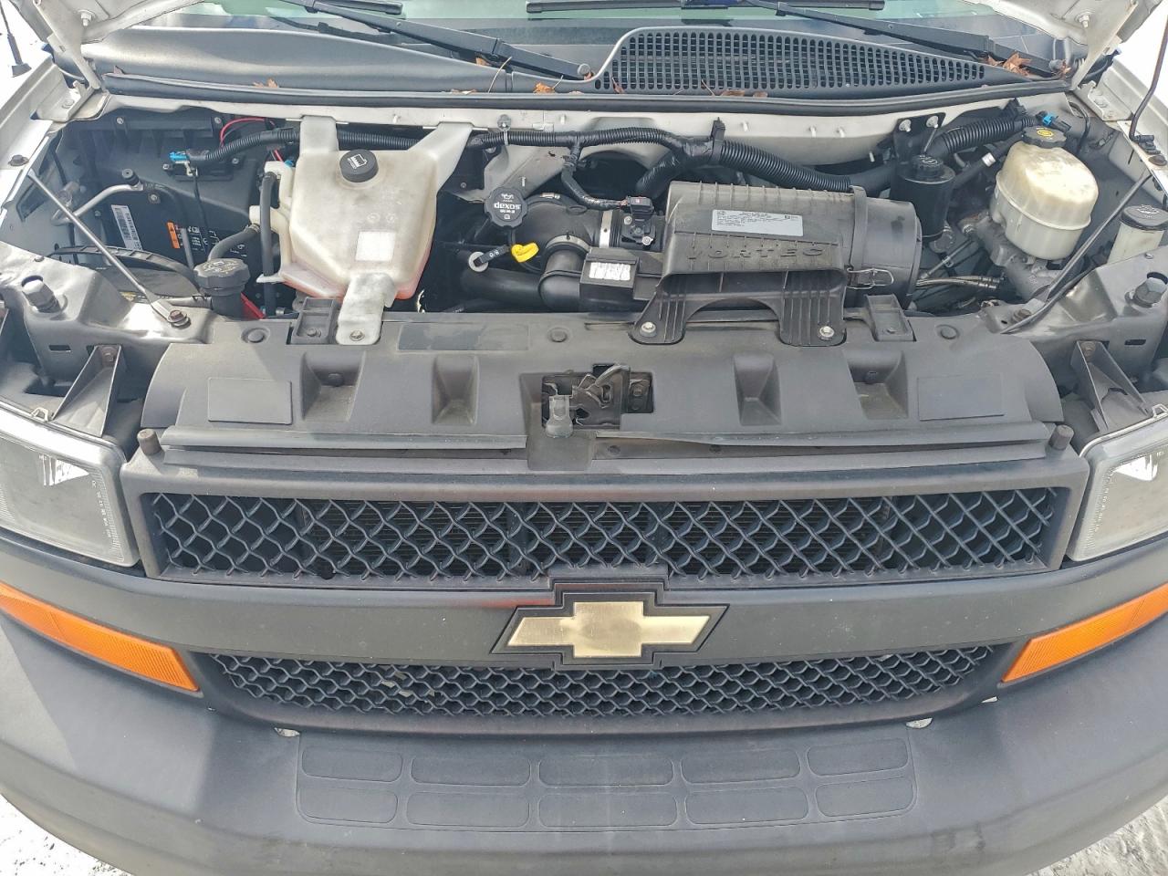 2018 Chevrolet Express G2500 VIN: 1GCWGAFG9J1162625 Lot: 93935275