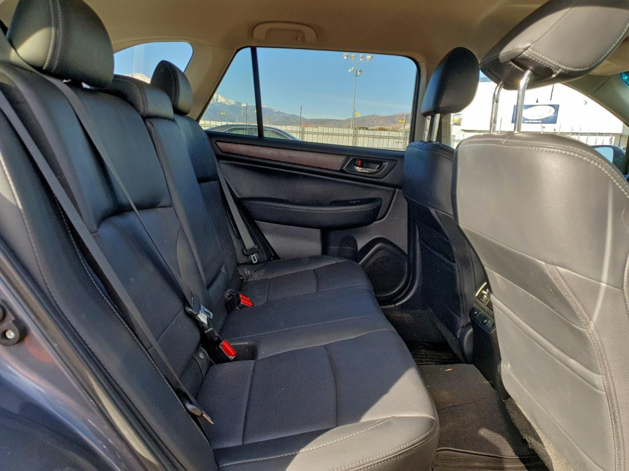 2015 Subaru Outback 2.5I Limited VIN: 4S4BSBJC6F3356186 Lot: 93096195