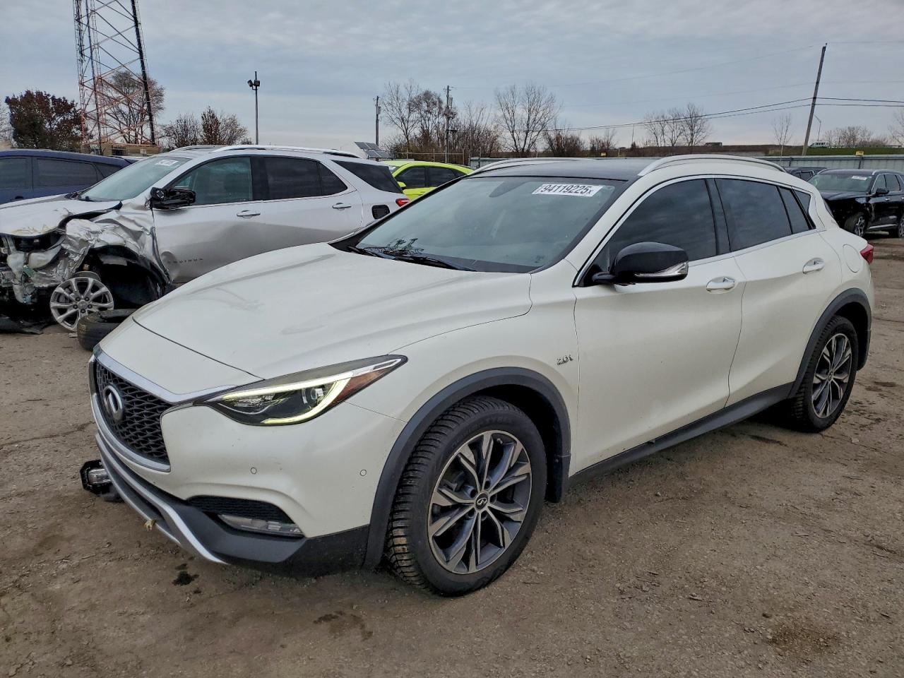 2017 Infiniti Qx30 Base