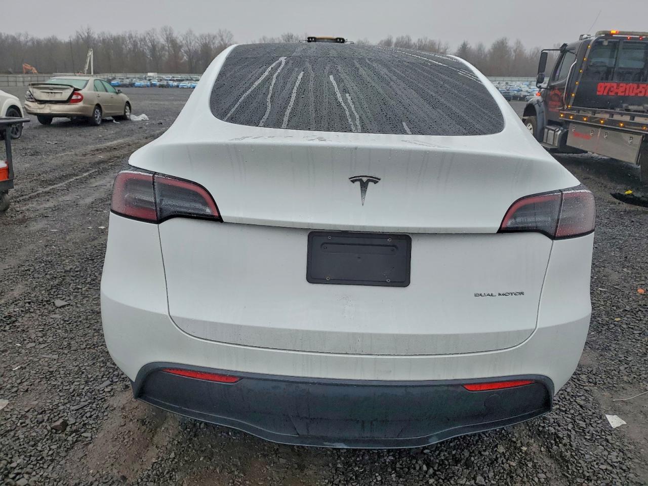 2023 Tesla Model Y VIN: 7SAYGDEE2PF609079 Lot: 93918845