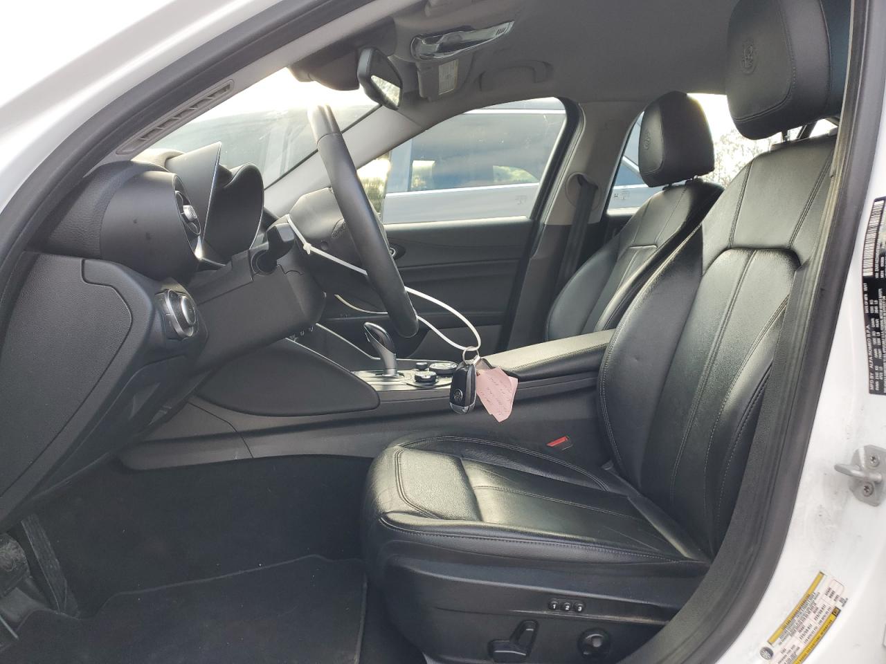 2017 Alfa Romeo Giulia Q4 VIN: ZARFAEDN6H7553514 Lot: 93527425