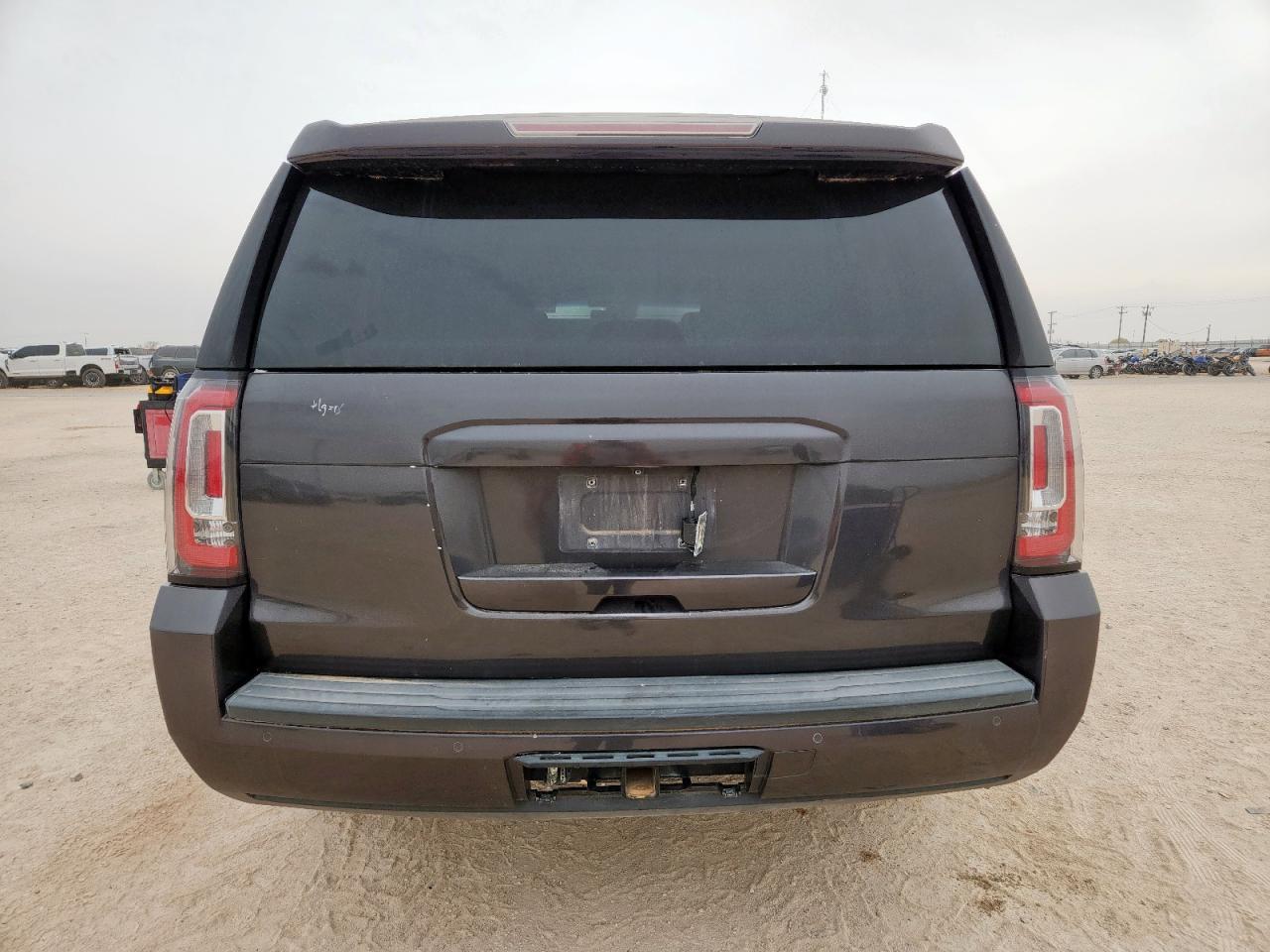 2015 GMC Yukon Xl C1500 Slt VIN: 1GKS1HKC1FR568830 Lot: 93227905