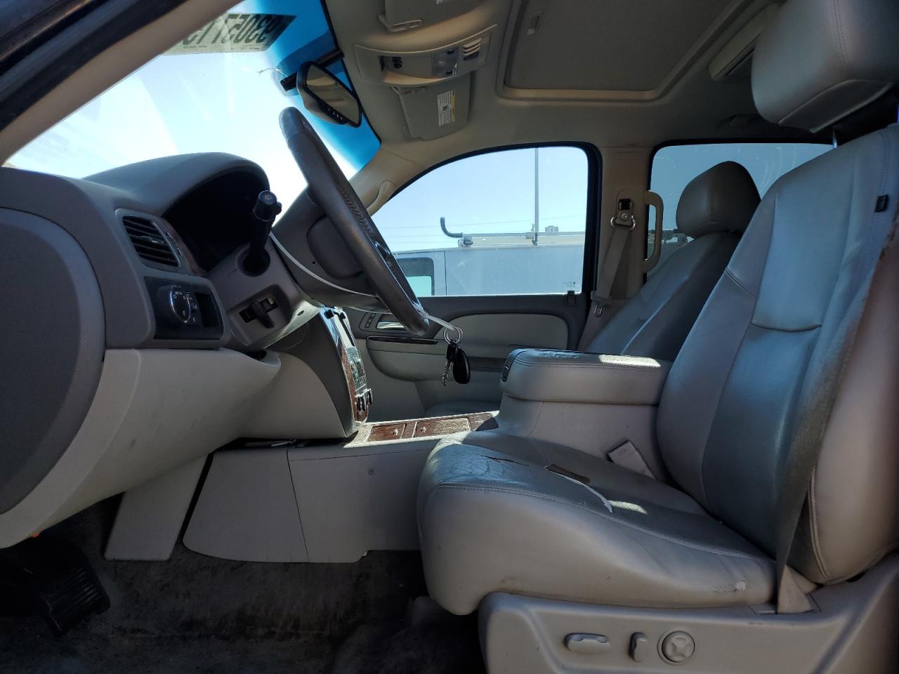 2013 Chevrolet Suburban C1500 Ltz VIN: 1GNSCKE08DR105799 Lot: 93057155