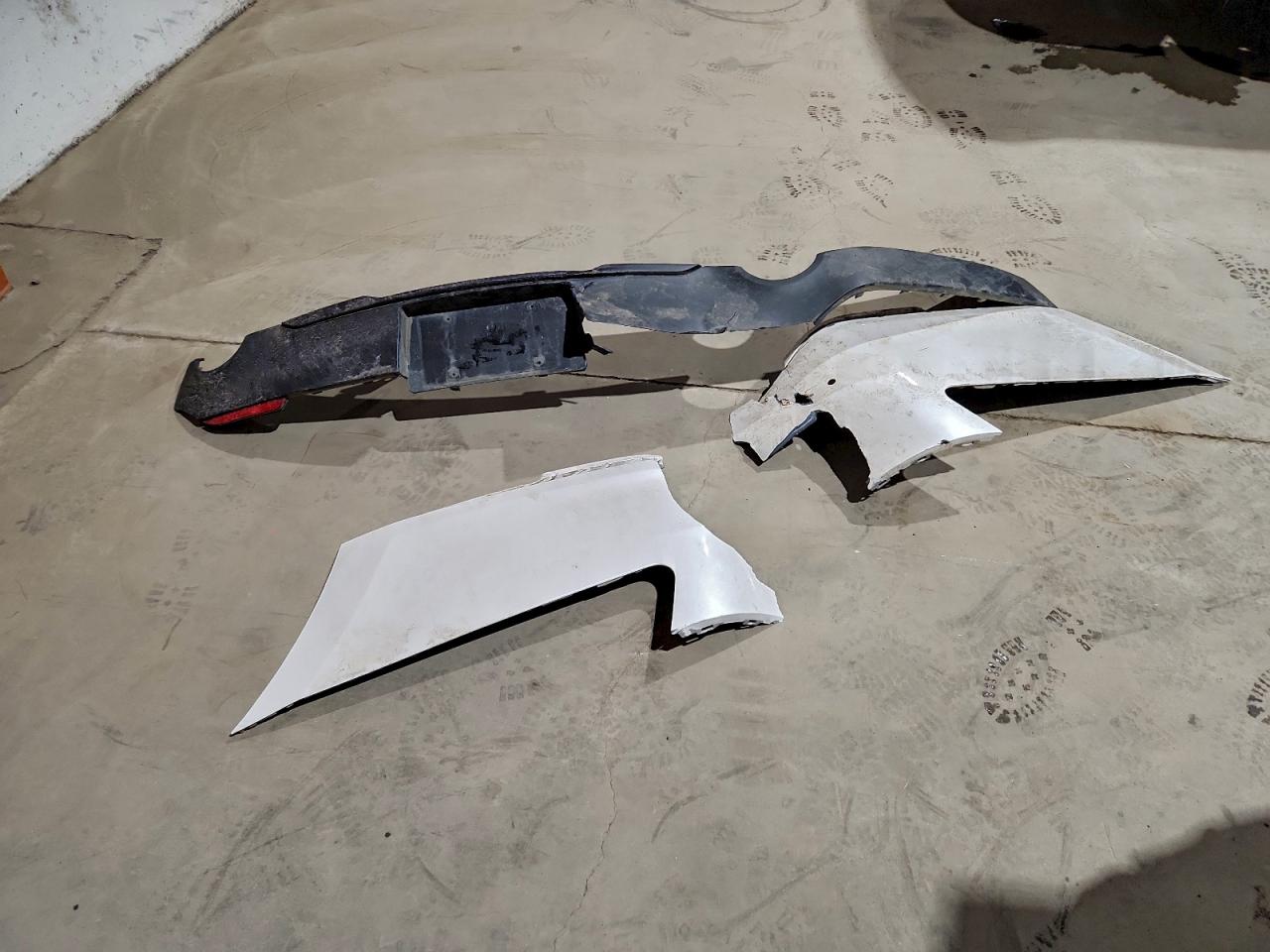 2016 Ford Taurus Sho VIN: 1FAHP2KT9GG118184 Lot: 93997285