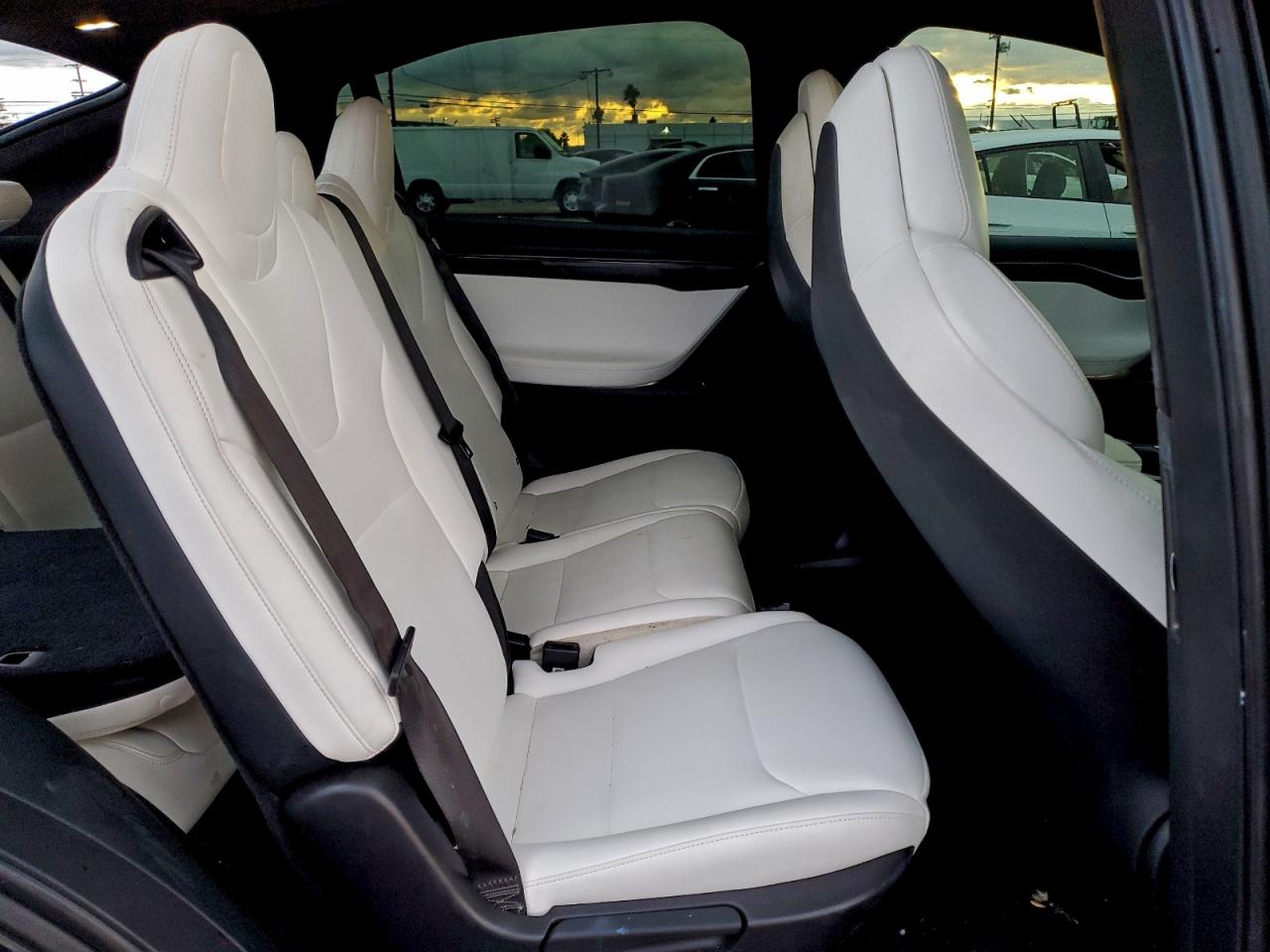 2019 Tesla Model X VIN: 5YJXCAE27KF215045 Lot: 94101175