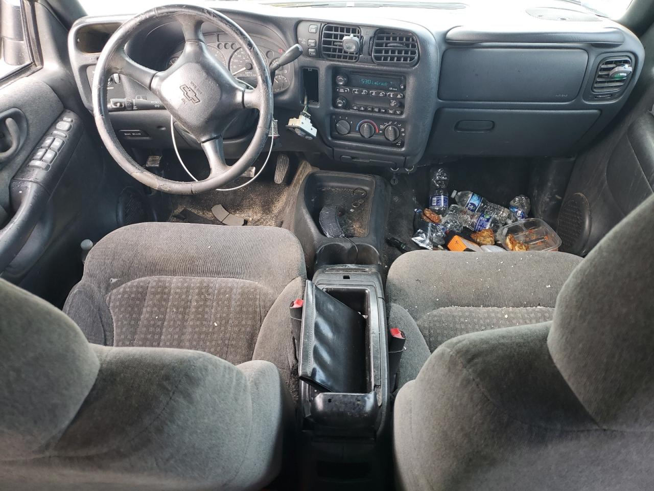 2002 Chevrolet Blazer VIN: 1GNDT13W32K175386 Lot: 92736975